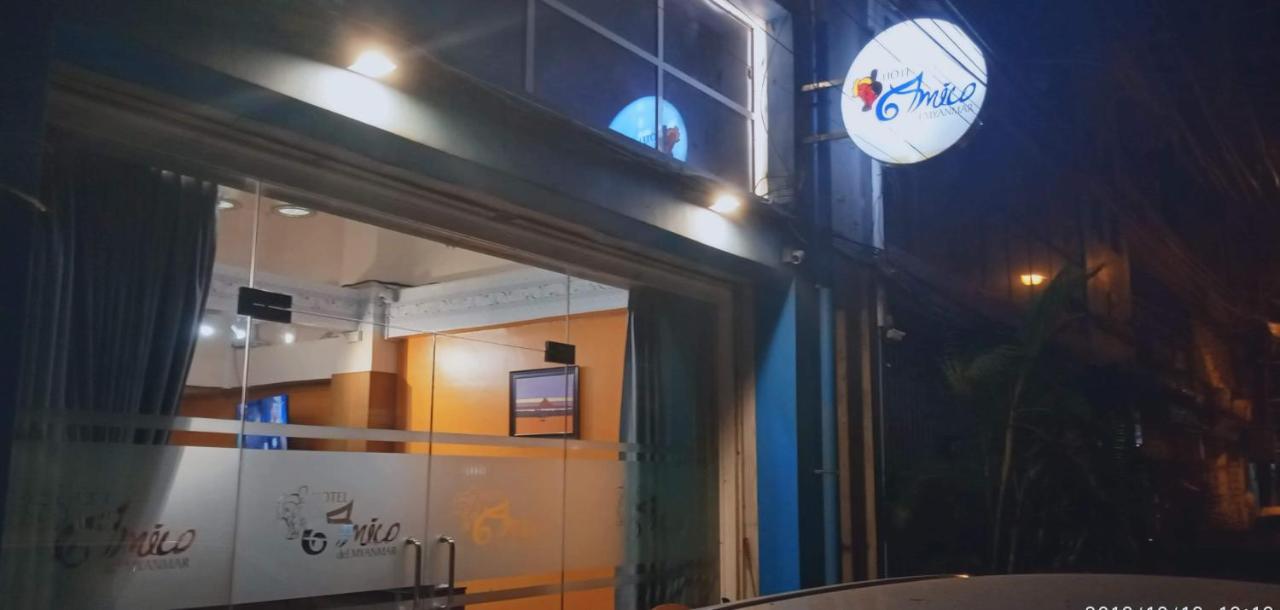 Amico Del Myanmar Hostel Gyogon Exterior photo