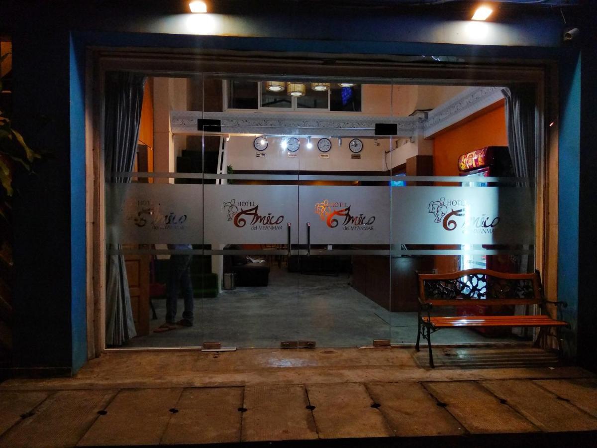 Amico Del Myanmar Hostel Gyogon Exterior photo